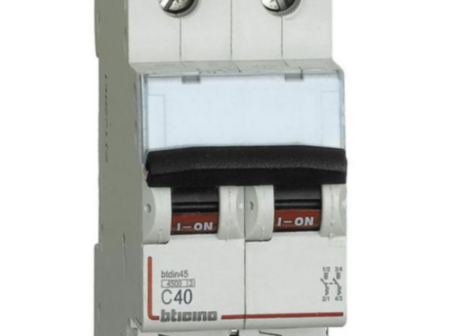 INTERRUPTOR TERMOMAGNÉTICO NEW BTDIN 2X40A, 10KA/220V.